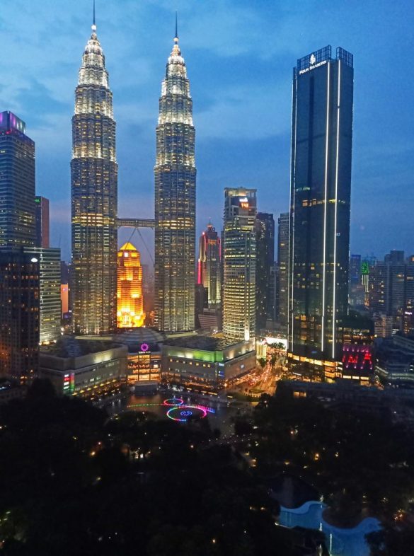 Torre Petronas desde Sjybar