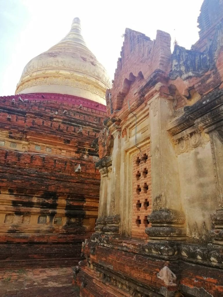 Pagoda Dhammayazika en Bagán